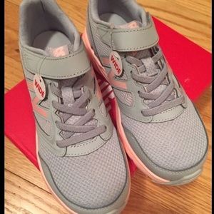 New balance girls sneakers